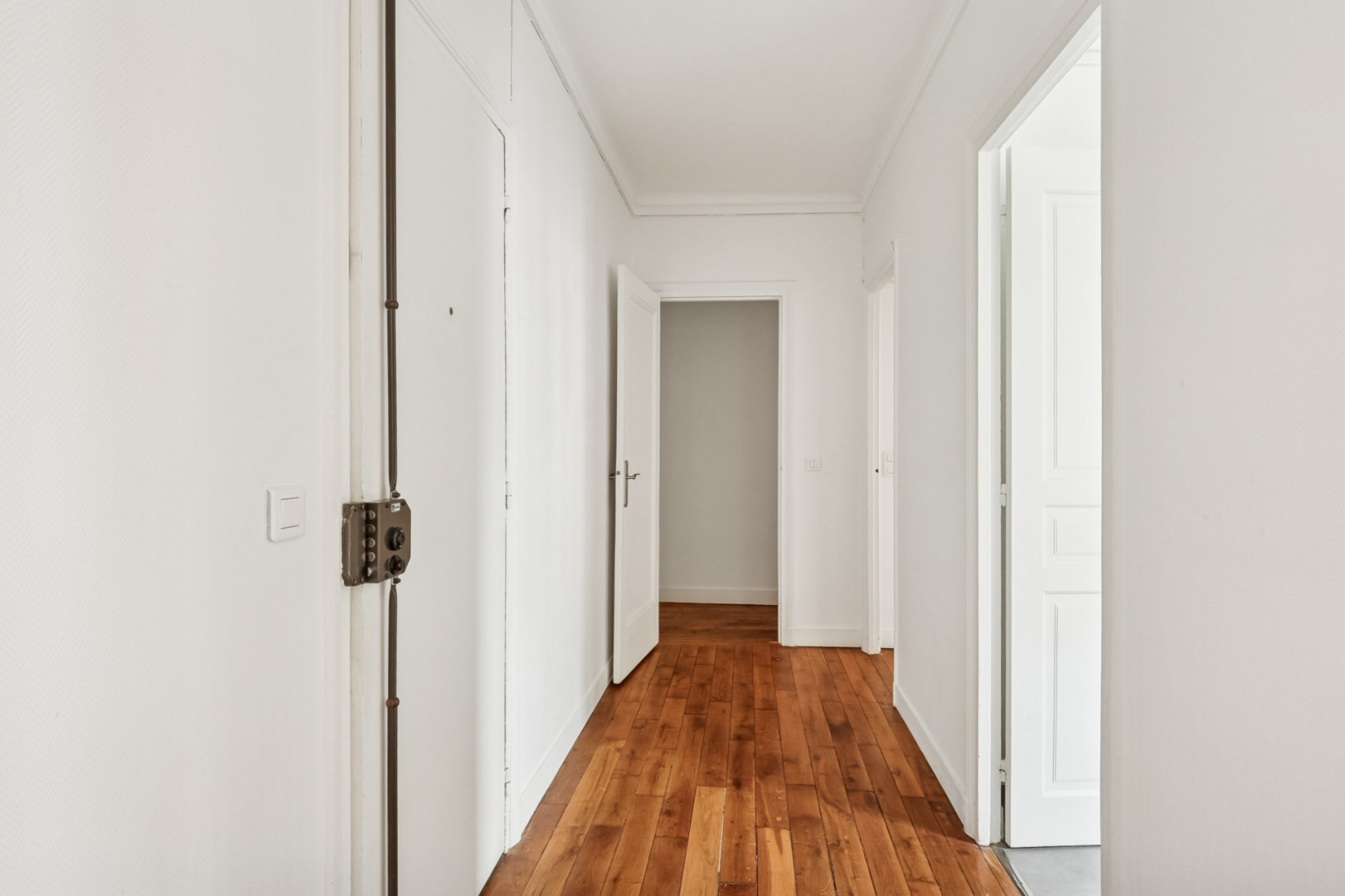 
                                                Vente
                                                 Appartement 47m² - Paris 15ème