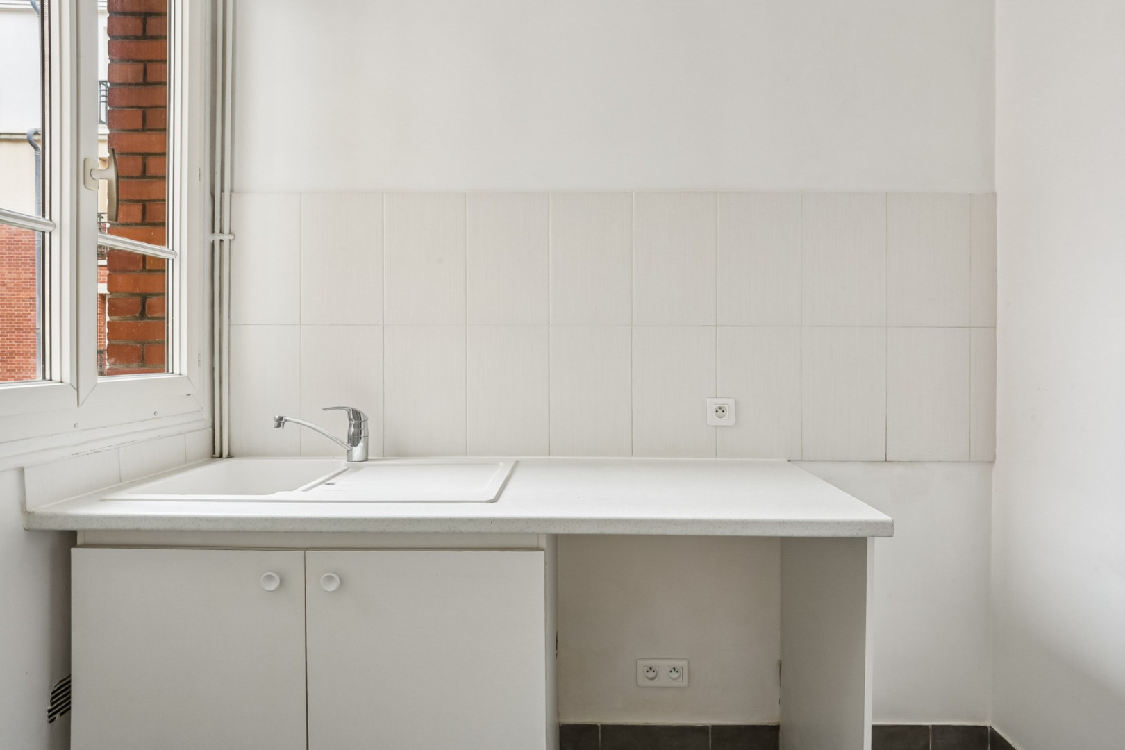 
                                                Vente
                                                 Appartement 47m² - Paris 15ème