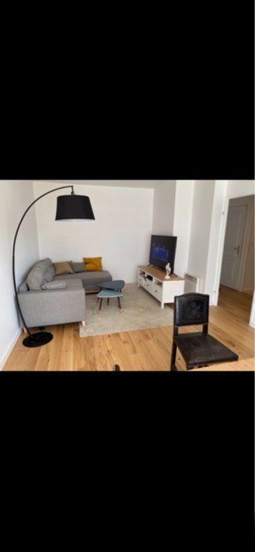 
                                                Location
                                                 Appartement 48m2 meublé Pont du Cens