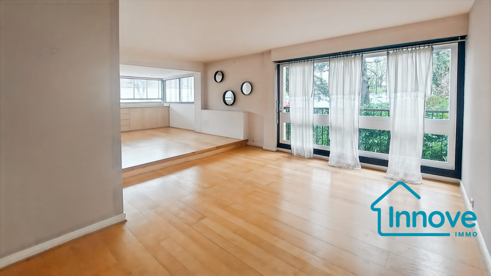 
                                                Vente
                                                 APPARTEMENT 4P - 92 m² - 2 PARKINGS - LE CHESNAY ROCQUENCOURT