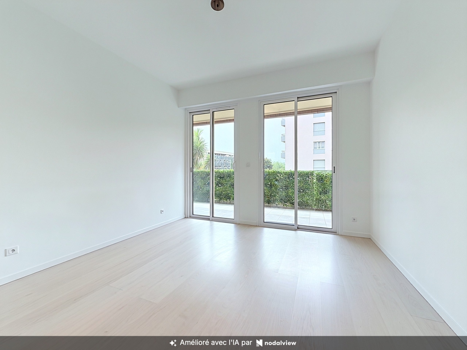 
                                                Vente
                                                 Appartement  - 5 pièces  - 122.78 m²
