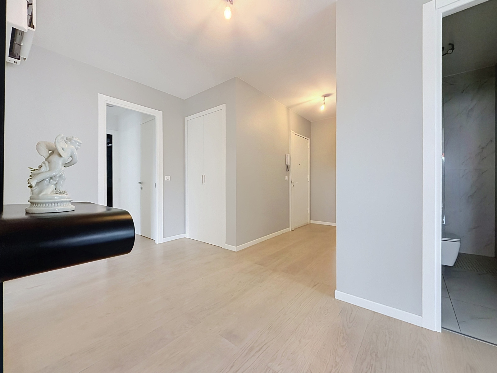 
                                                Vente
                                                 Appartement  - 5 pièces  - 122.78 m²