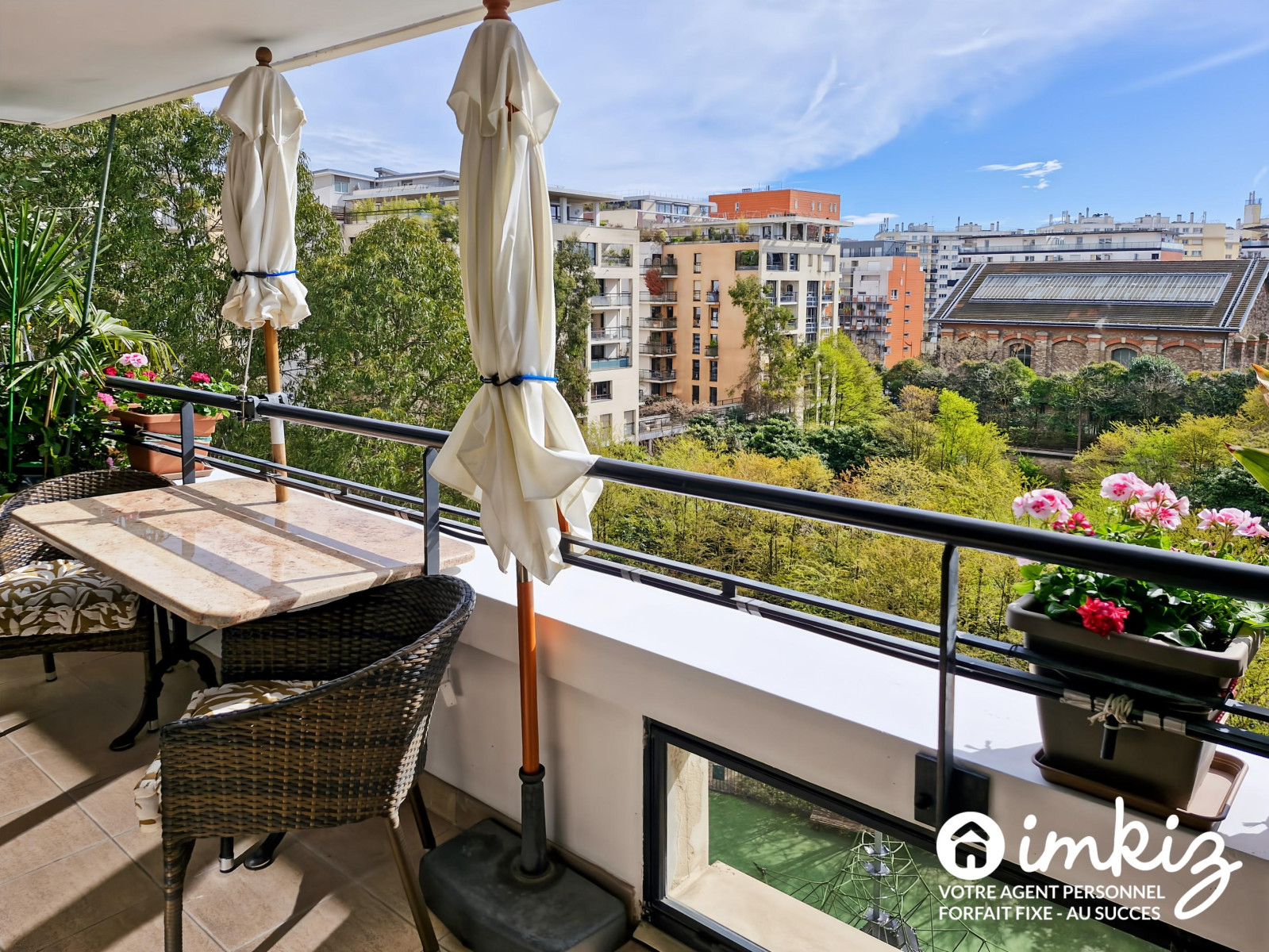 
                                                Vente
                                                 Appartement  5 Pièces 3 Chambres - Surface 136 m2