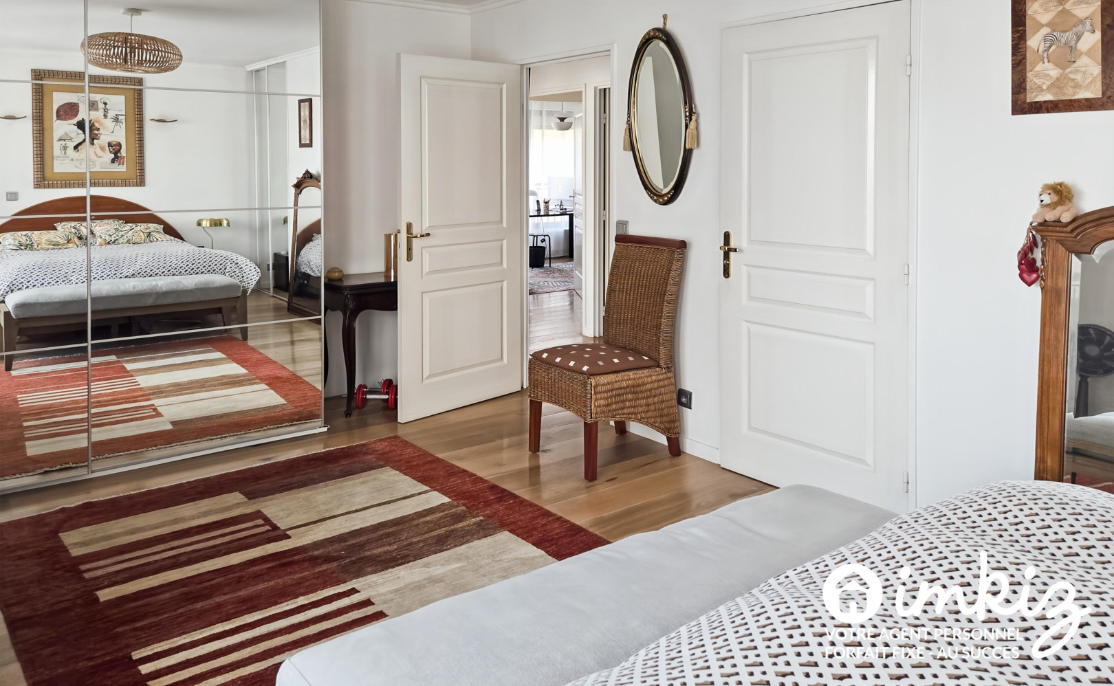 
                                                Vente
                                                 Appartement  5 Pièces 3 Chambres - Surface 136 m2