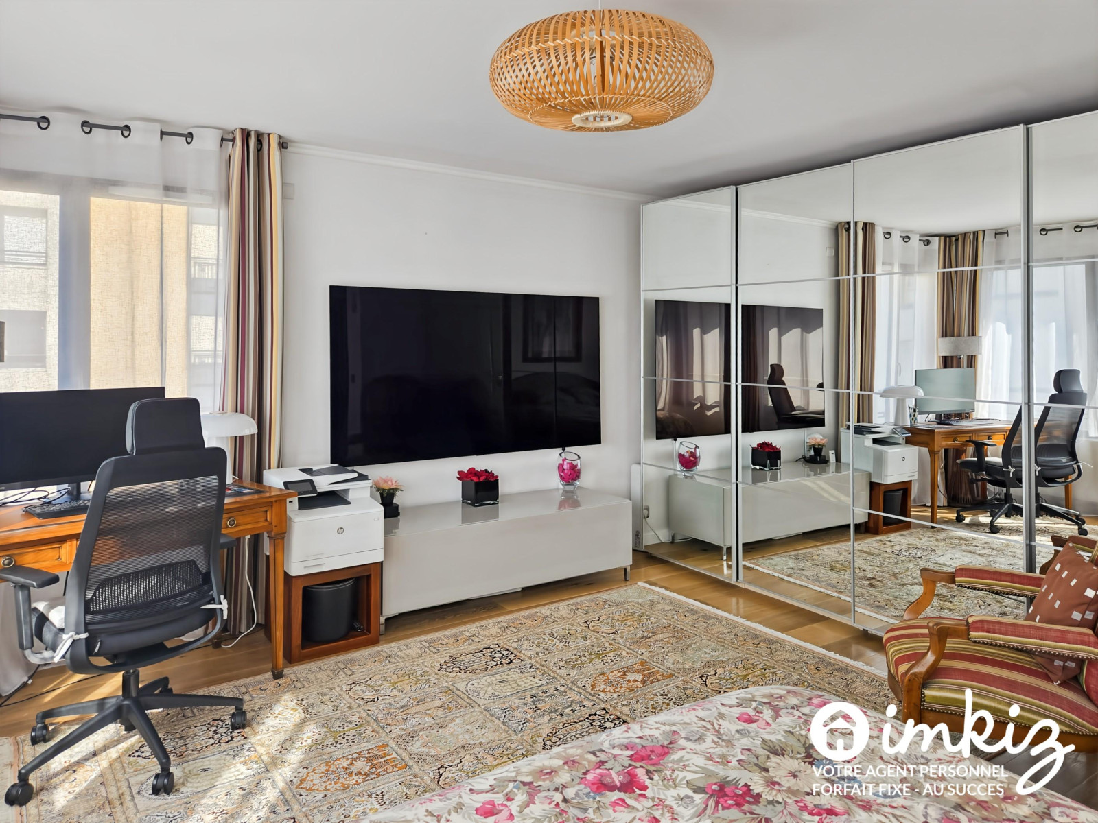 
                                                Vente
                                                 Appartement  5 Pièces 3 Chambres - Surface 136 m2