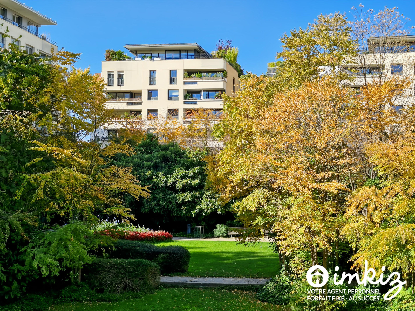 
                                                Vente
                                                 Appartement  5 Pièces 3 Chambres - Surface 136 m2