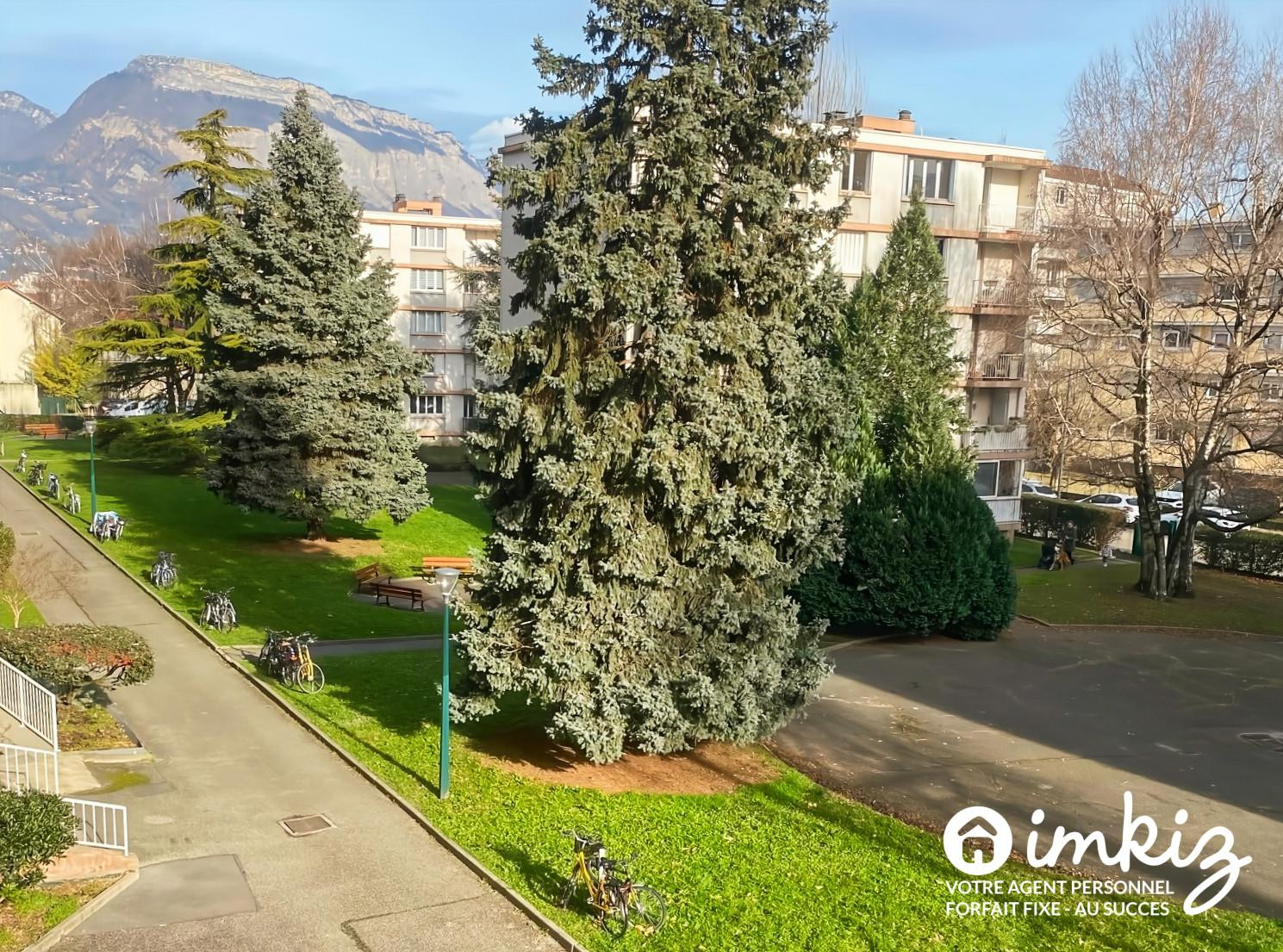 
                                                Vente
                                                 Appartement 5 pièces