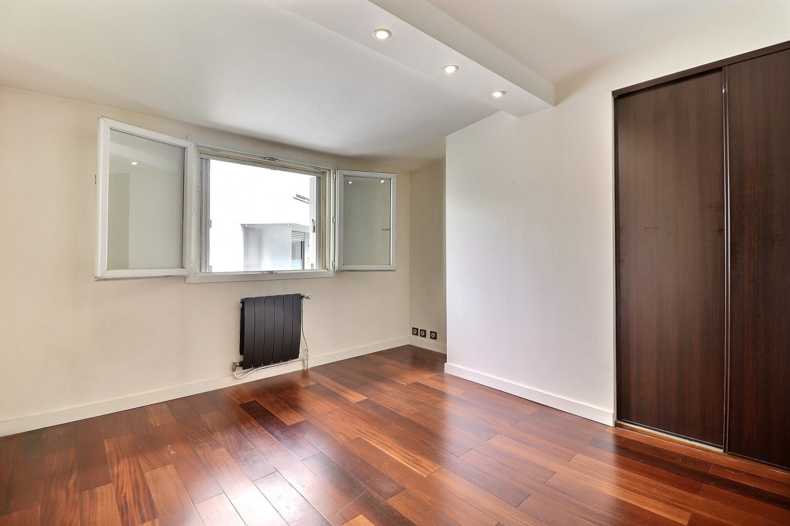 
                                                Vente
                                                 Appartement 5 pièces