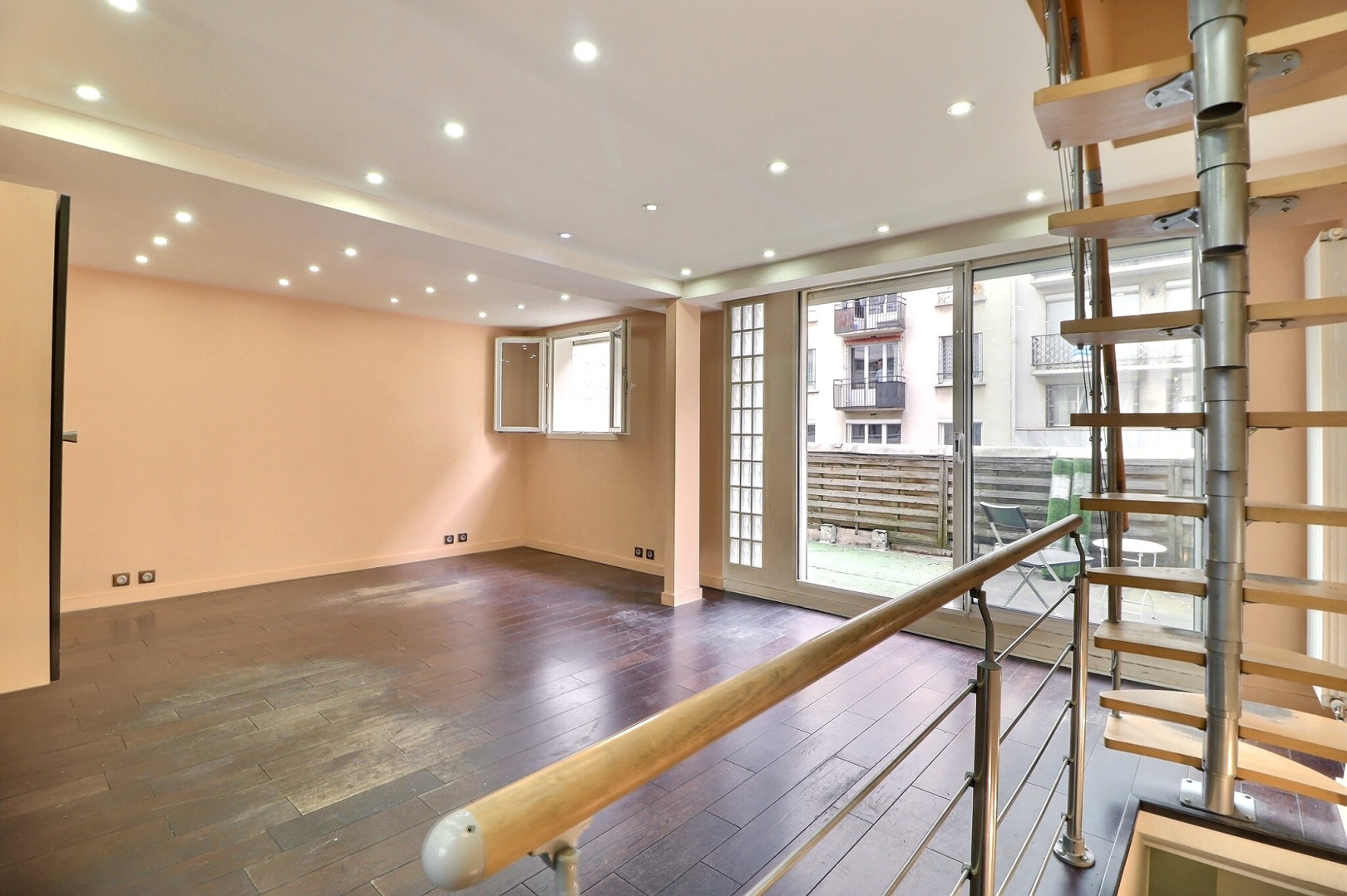 
                                                Vente
                                                 Appartement 5 pièces