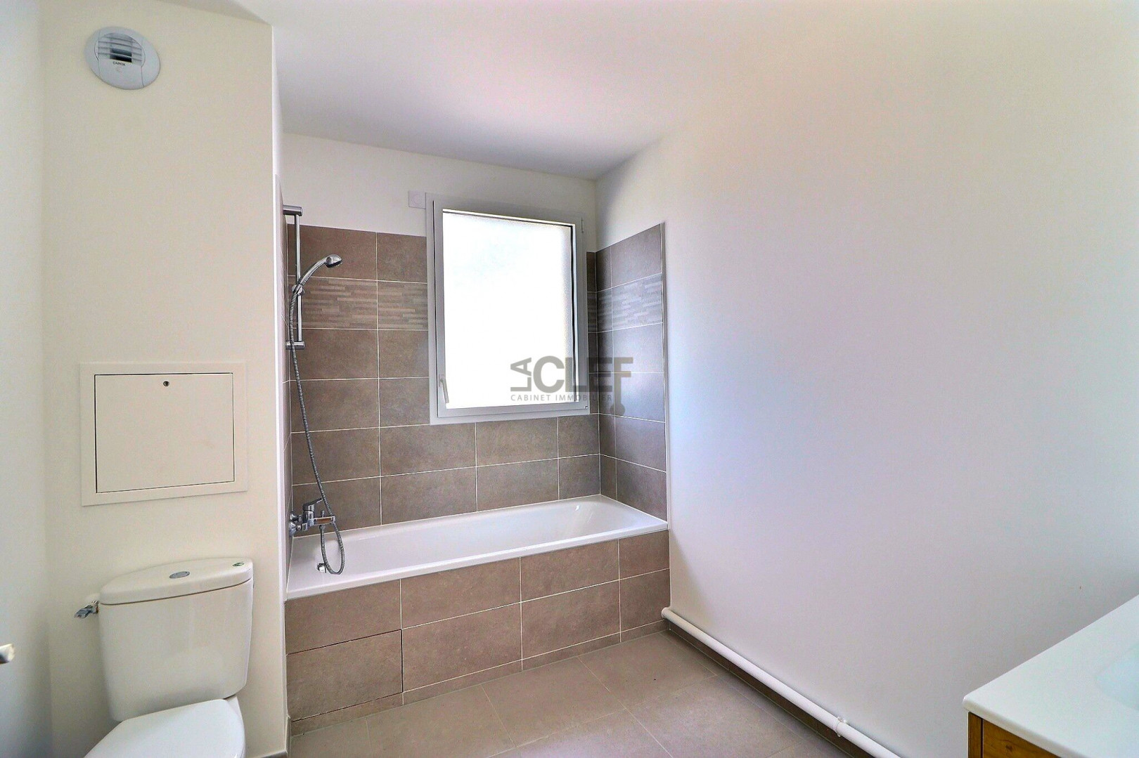 
                                                Vente
                                                 Appartement 5 pièces
