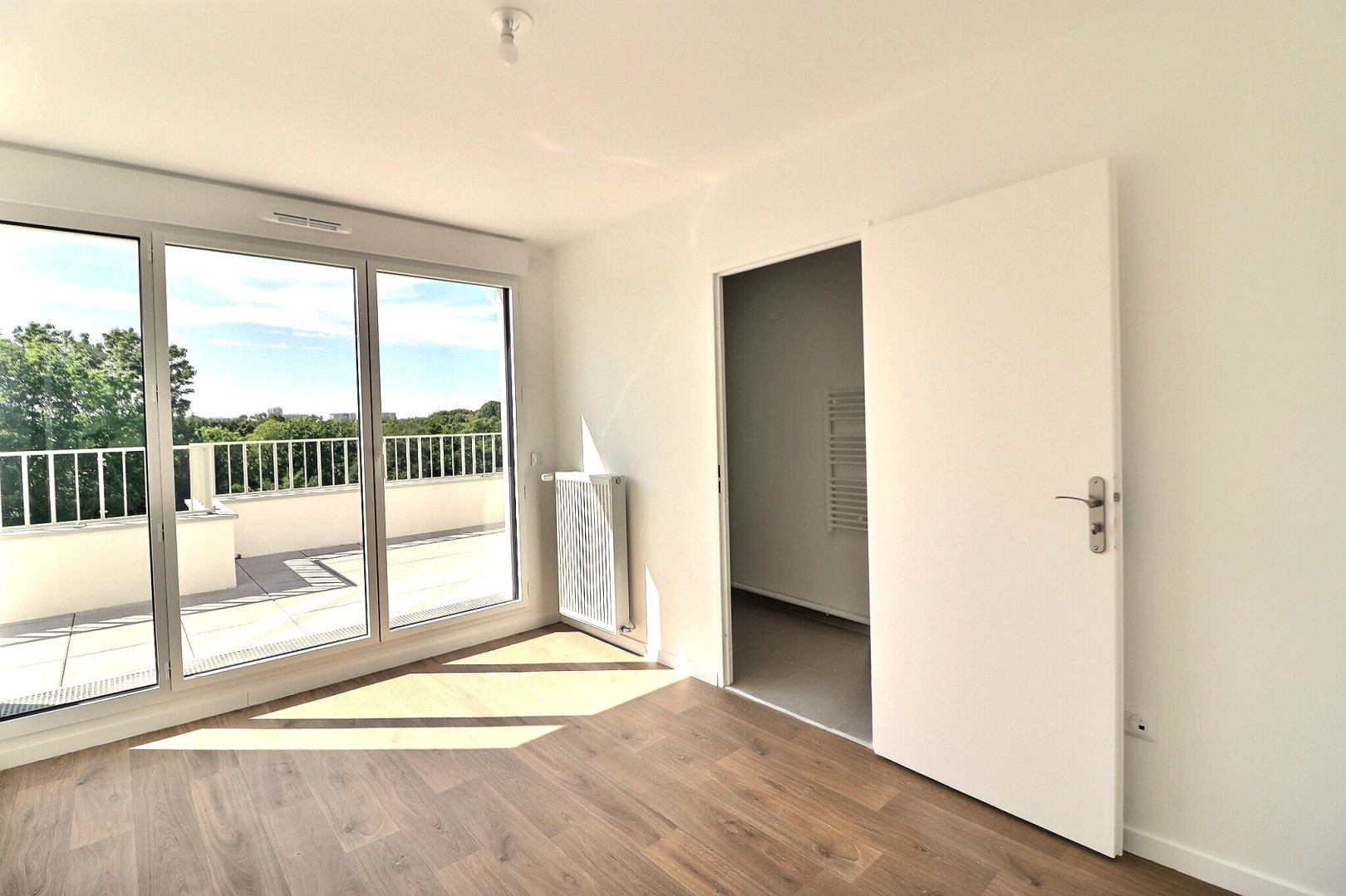 
                                                Vente
                                                 Appartement 5 pièces