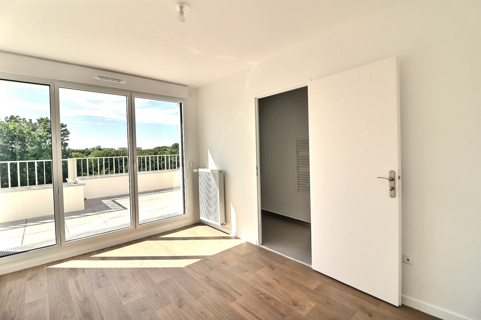 
                                                Vente
                                                 Appartement 5 pièces