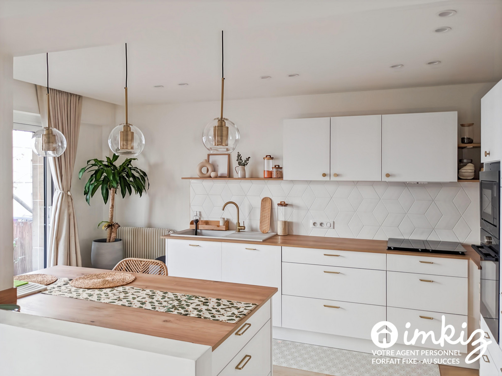 
                                                Vente
                                                 Appartement 5 pièces