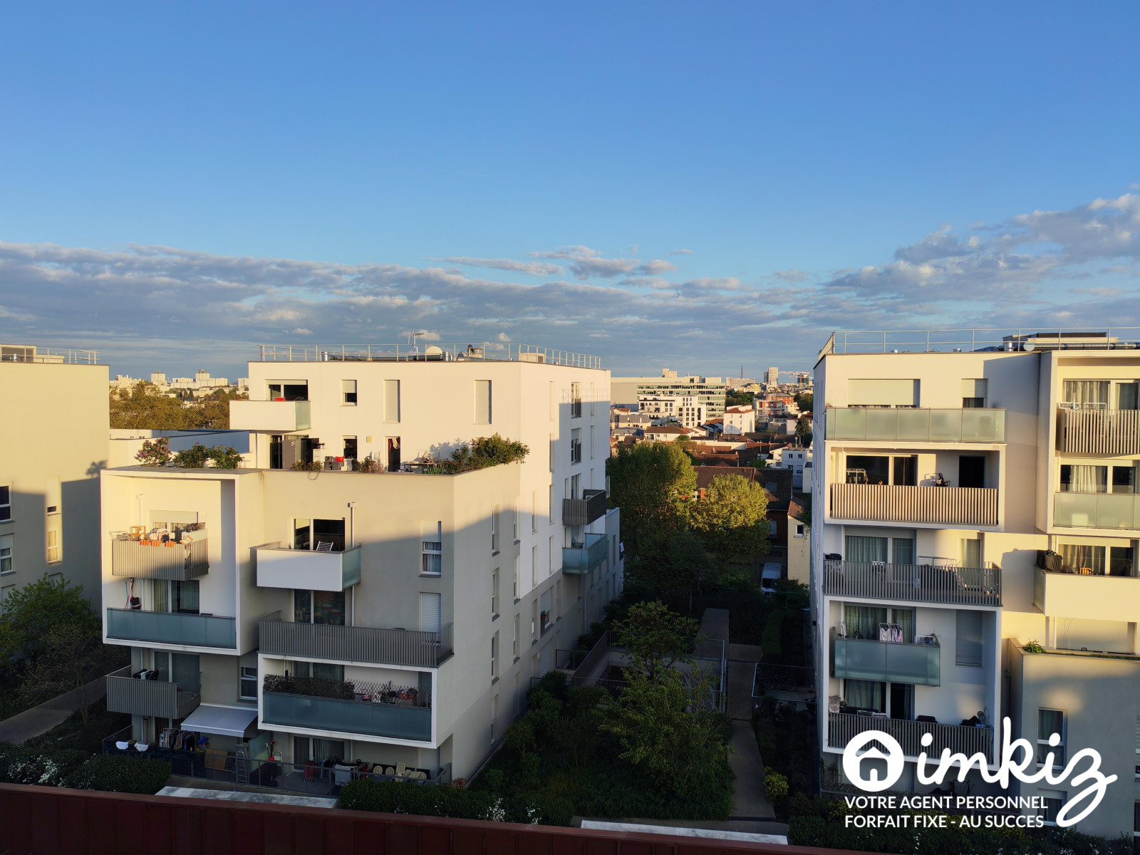 
                                                Vente
                                                 Appartement 5 pièces