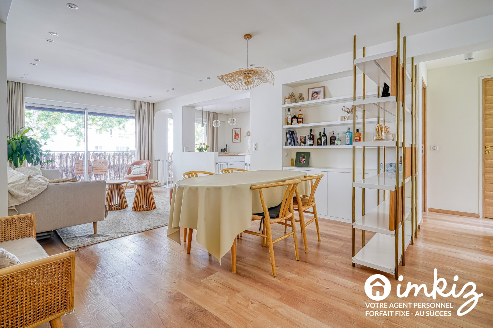 
                                                Vente
                                                 Appartement 5 pièces