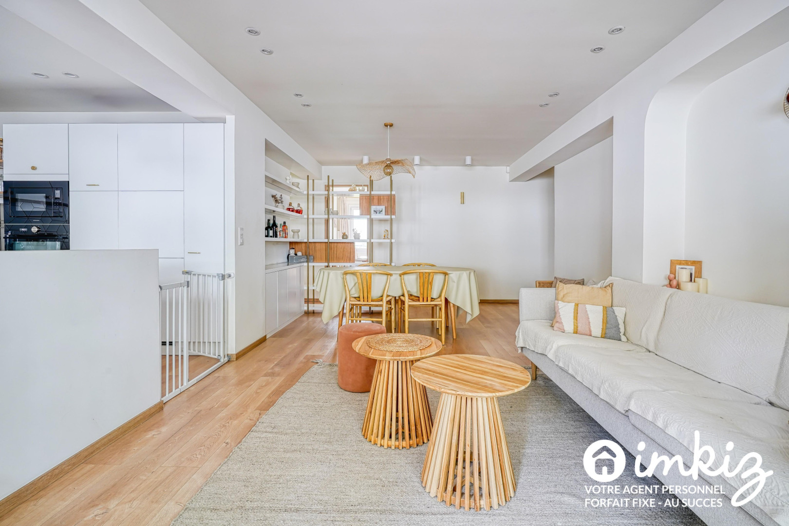 
                                                Vente
                                                 Appartement 5 pièces