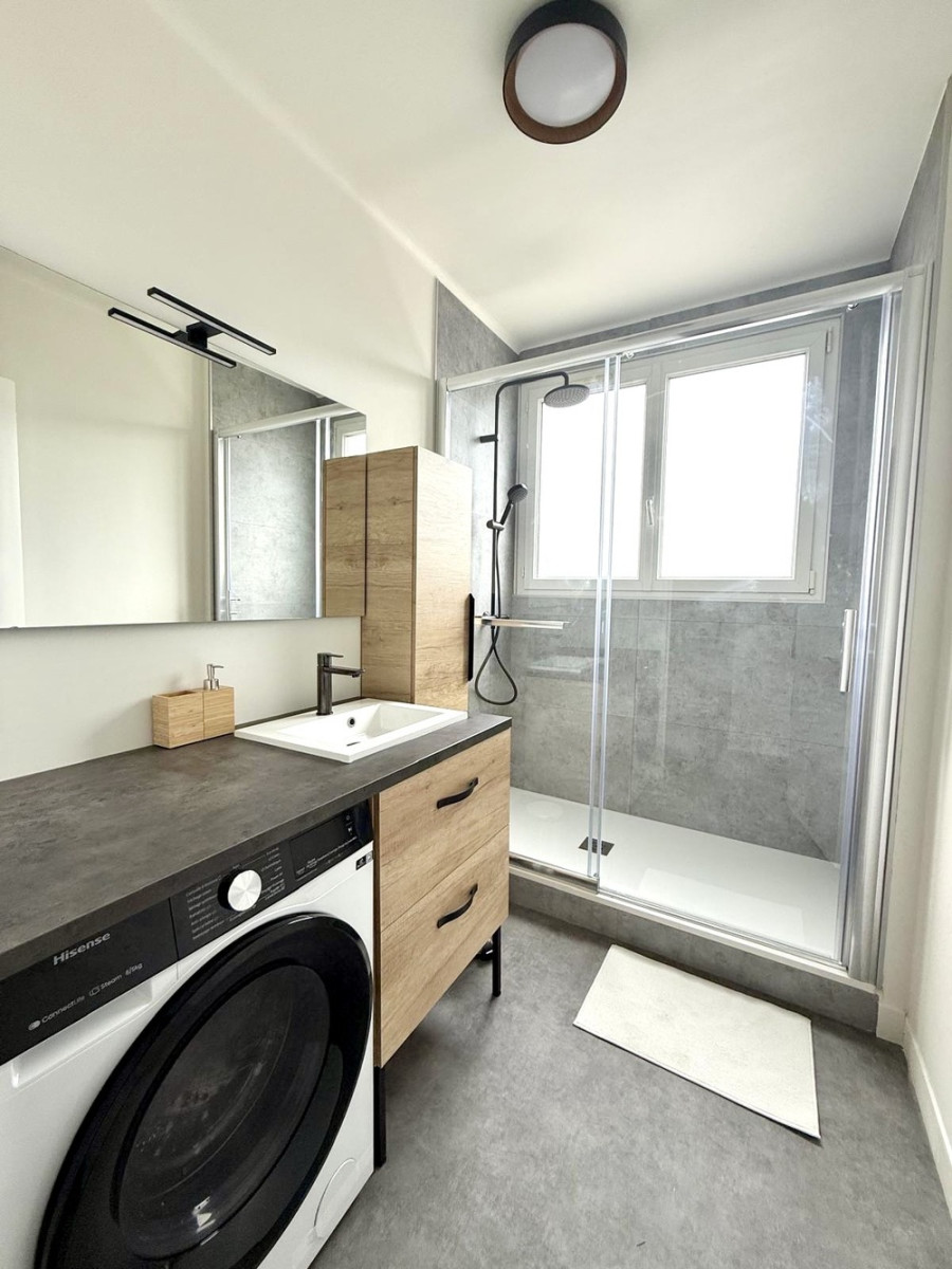 
                                                Colocation
                                                 Appartement 5 pièces