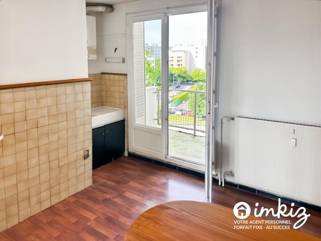 
                                                Vente
                                                 Appartement 5 pièces