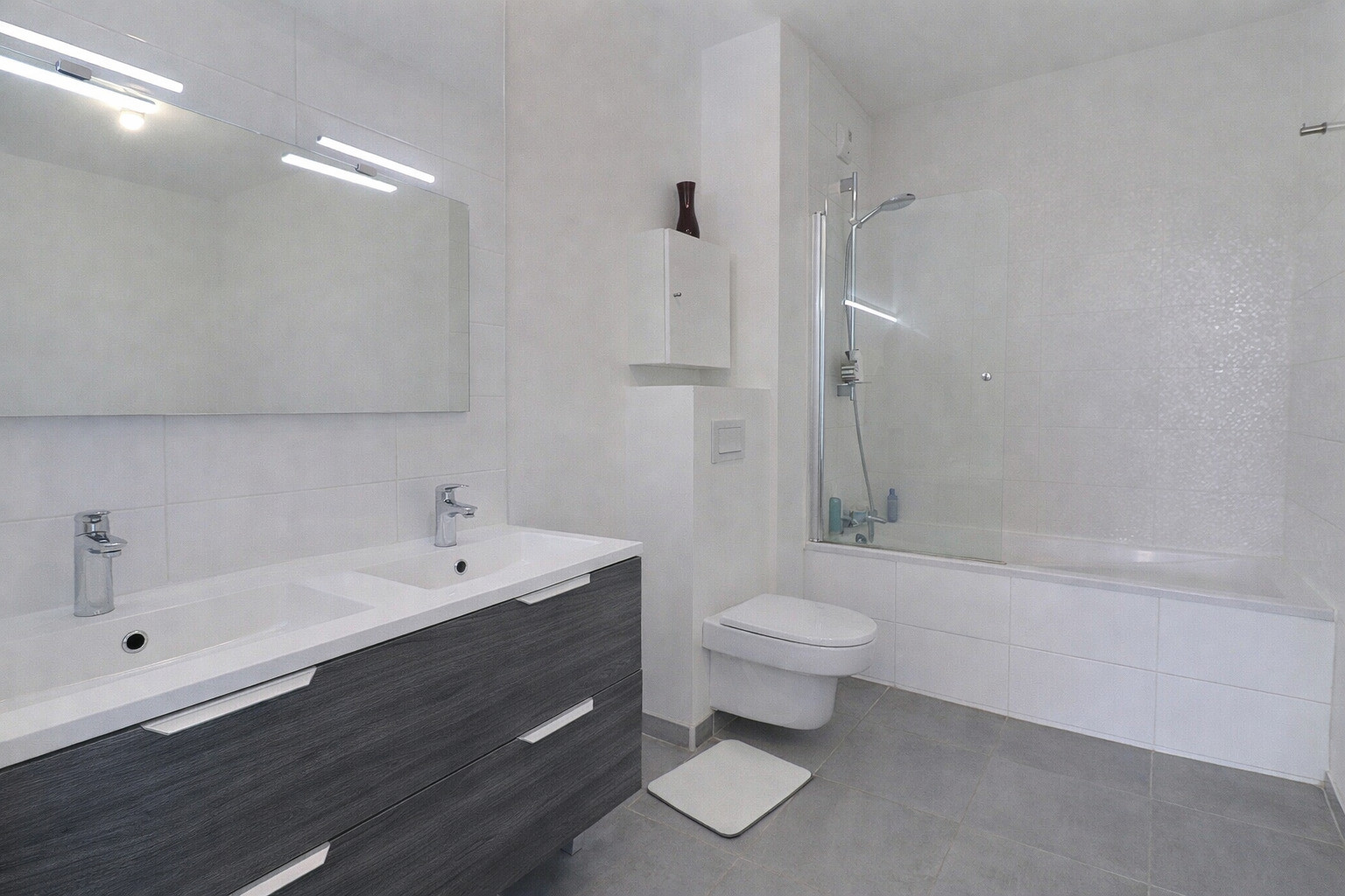 
                                                Vente
                                                 Appartement 5 pièces