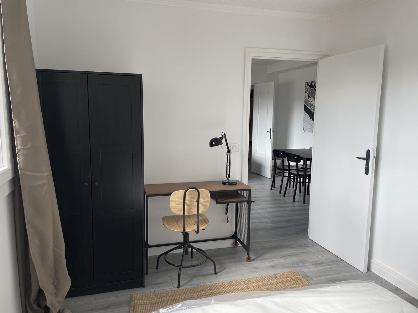 
                                                Location
                                                 Appartement 5 pièces