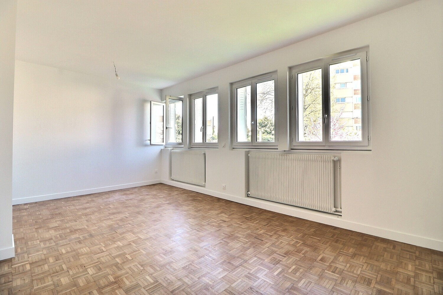 
                                                Vente
                                                 Appartement 5 pièces, 77m², Chatillon 92020