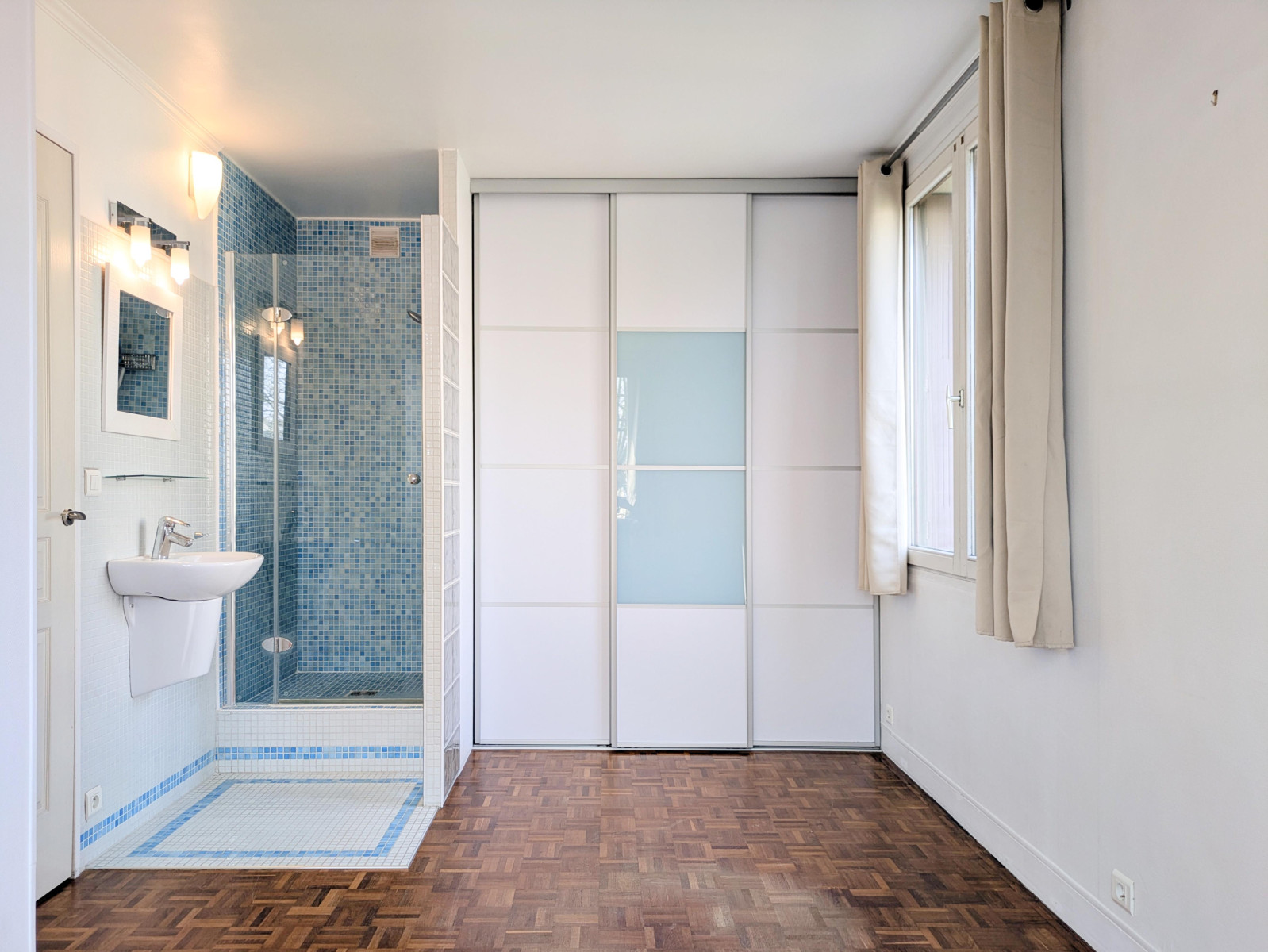 
                                                Vente
                                                 Appartement 5 pièces 85 m² au Vésinet Centre