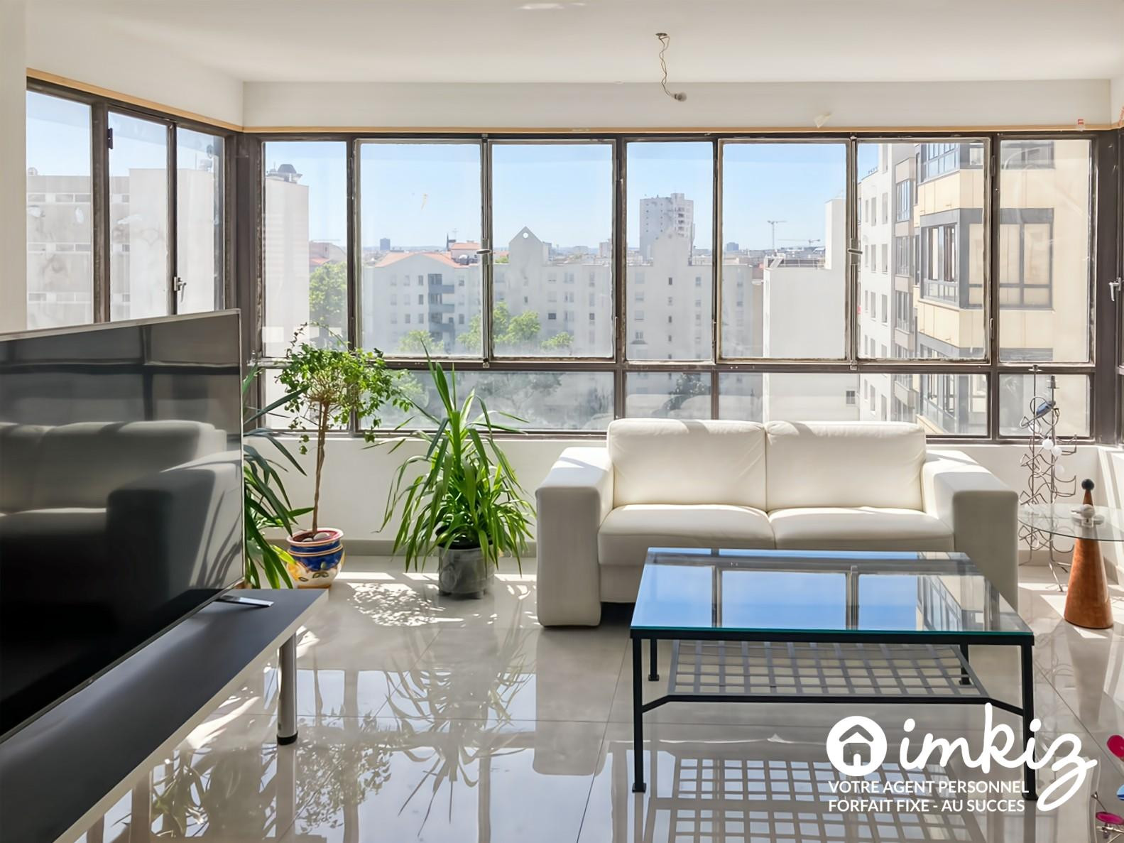 
                                                Vente
                                                 Appartement 5 pièces 98 M2 près de la tête d or