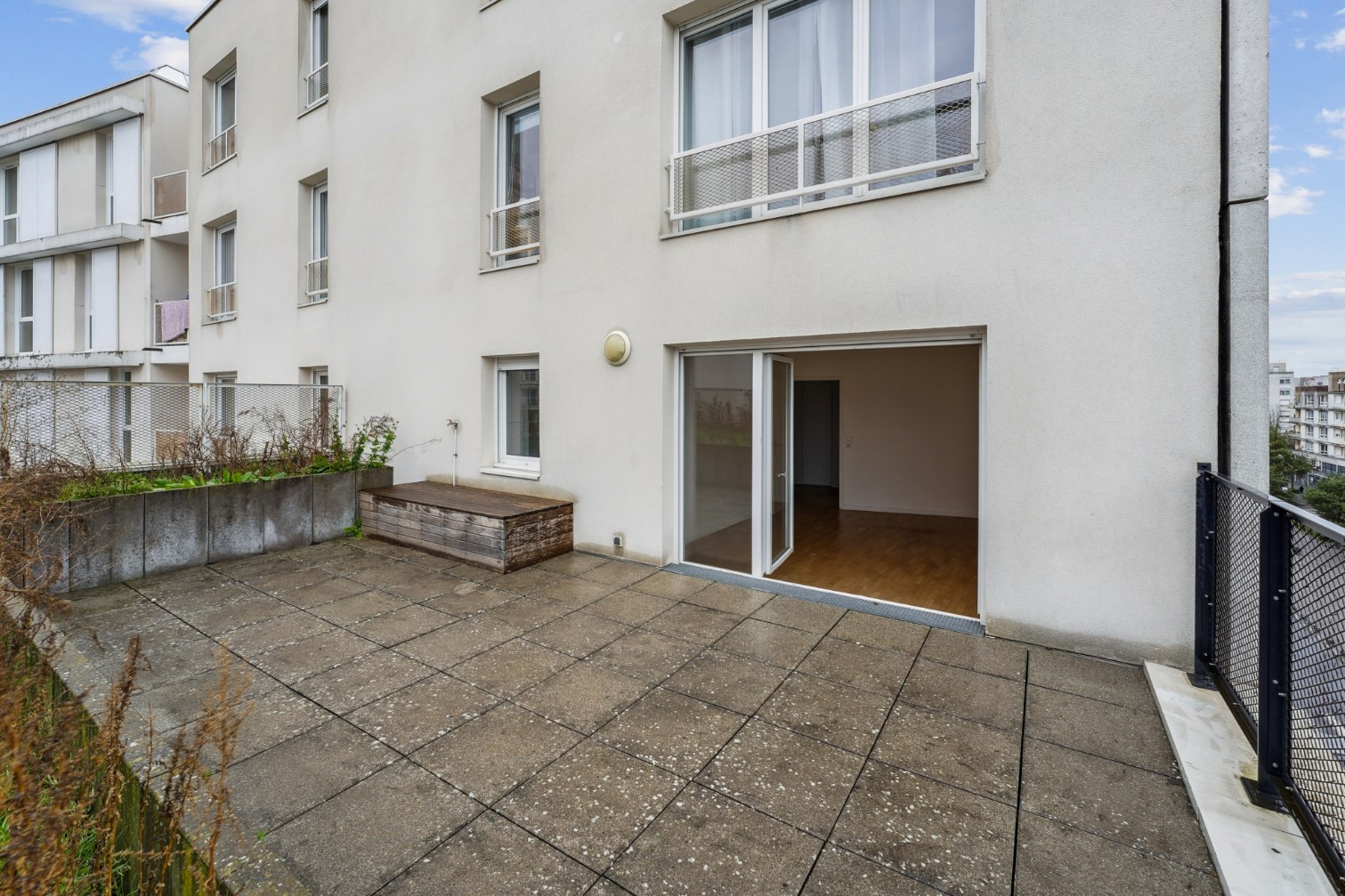 
                                                Vente
                                                 Appartement 5 pièces avec terrasse - Cergy