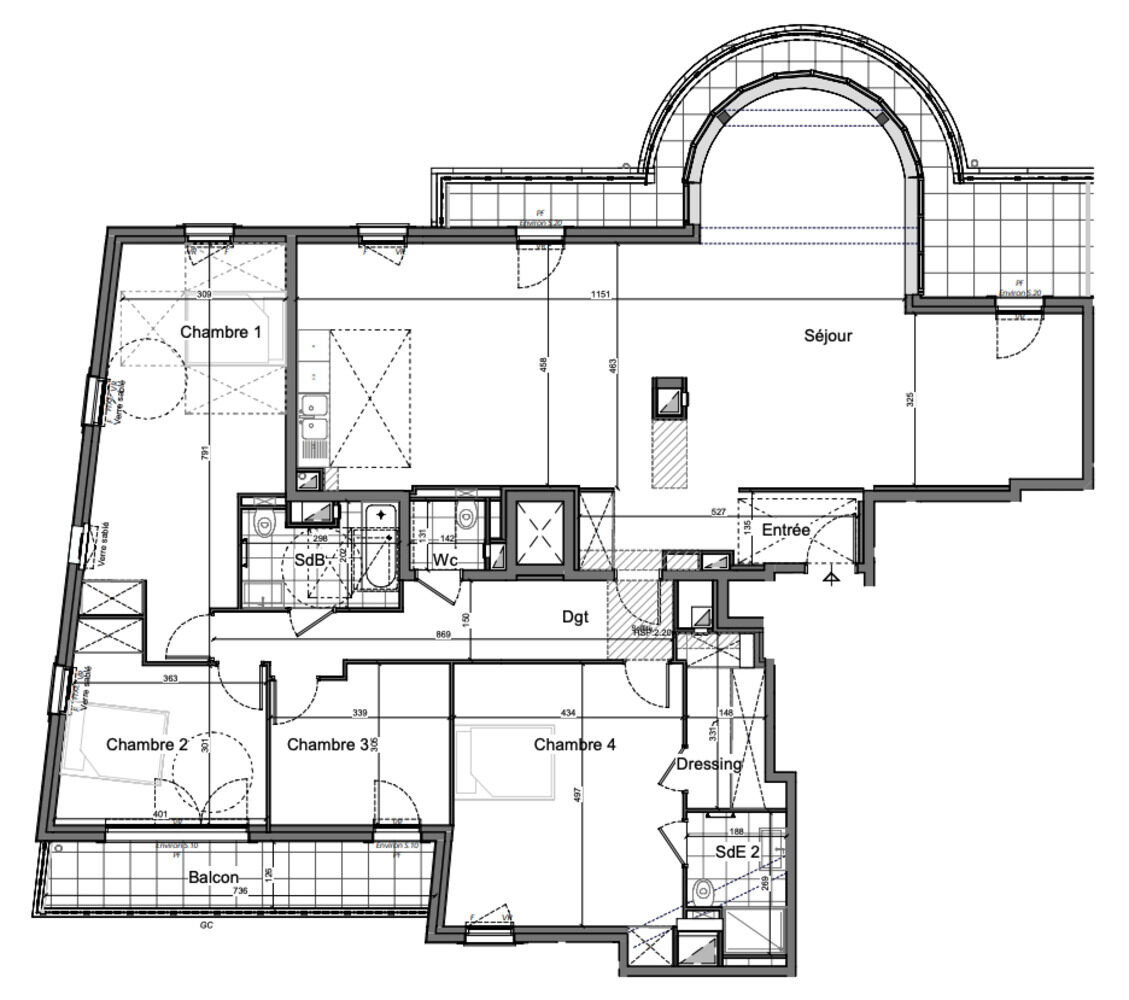 
                                                Vente
                                                 Appartement 5 pièces avec terrasse et balcon