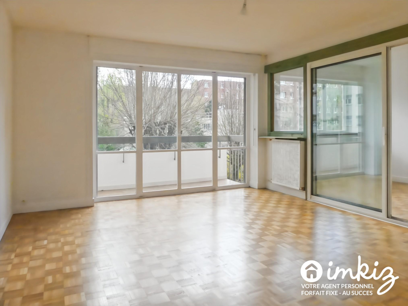 
                                                Vente
                                                 Appartement 5 pièces - Ivry - balcon