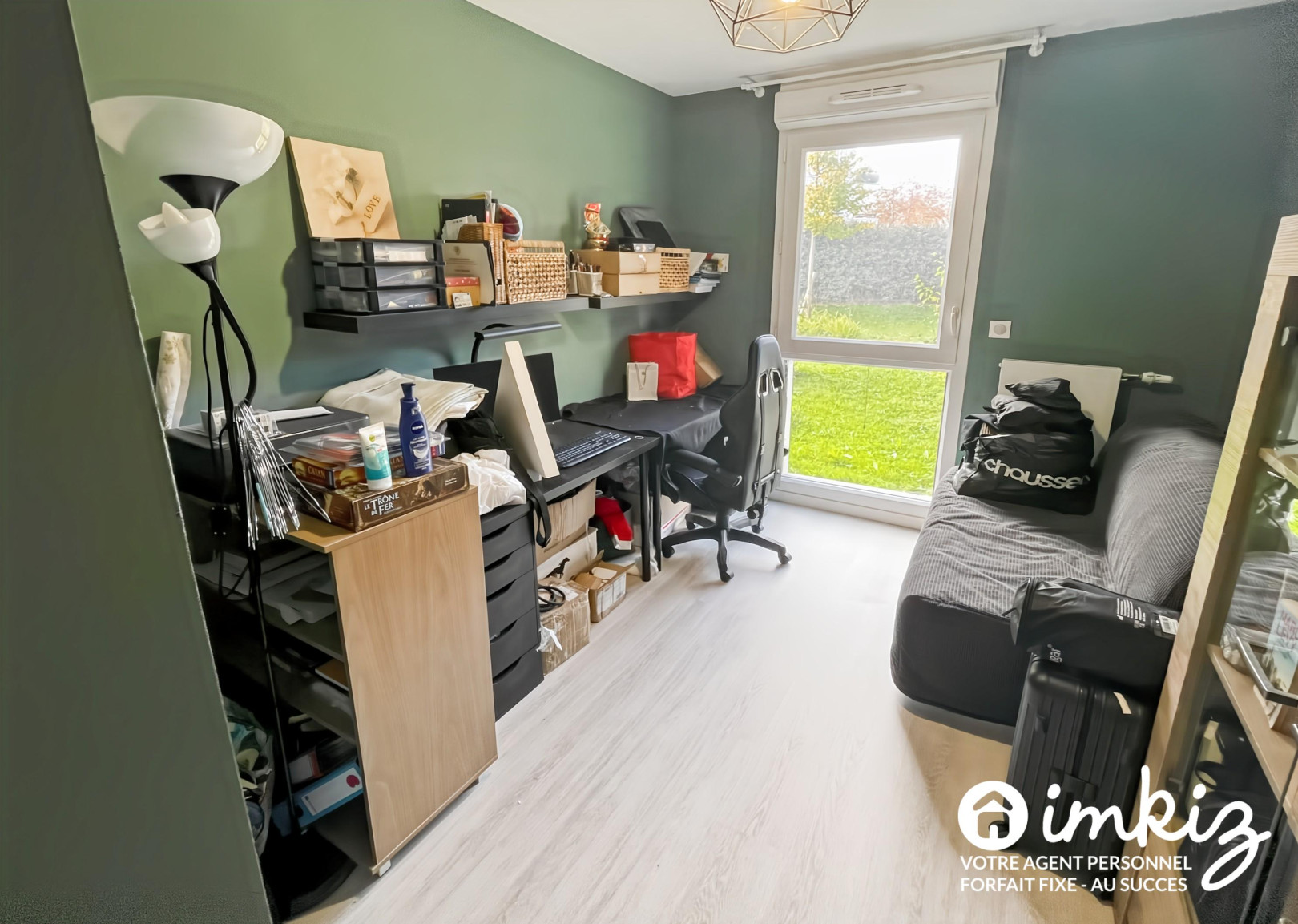 
                                                Vente
                                                 Appartement 5 pièces récent avec jardin