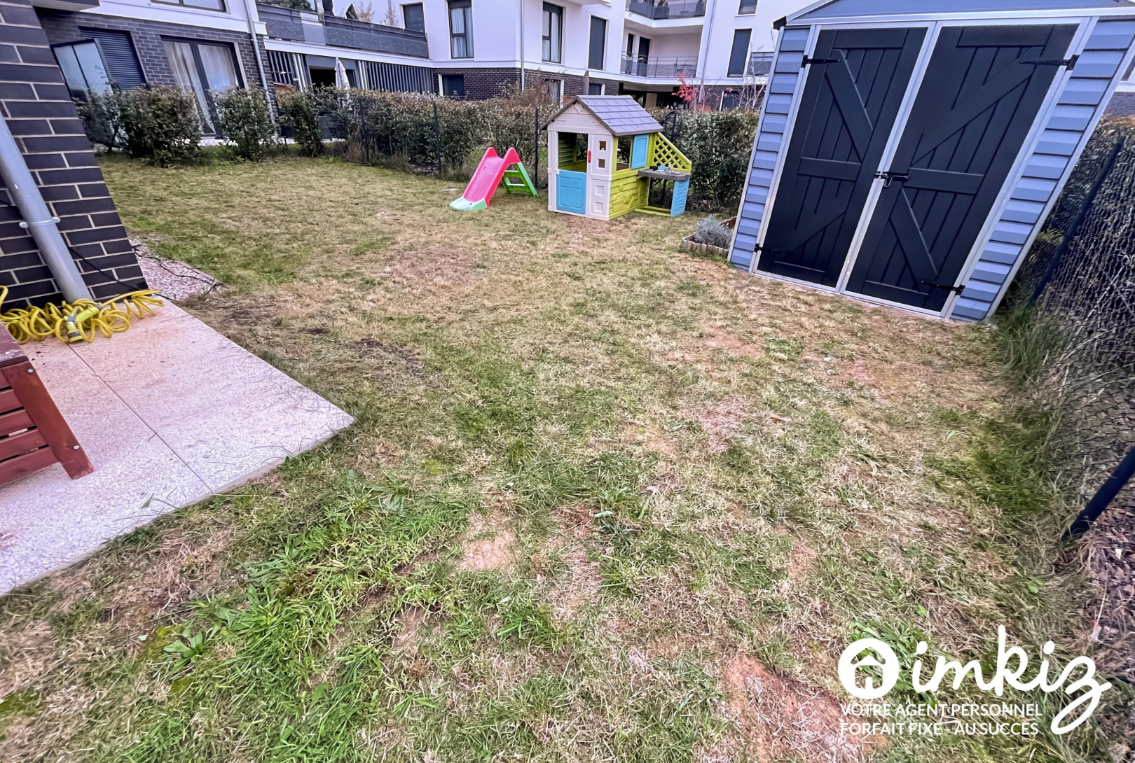 
                                                Vente
                                                 Appartement 5 pièces récent avec jardin
