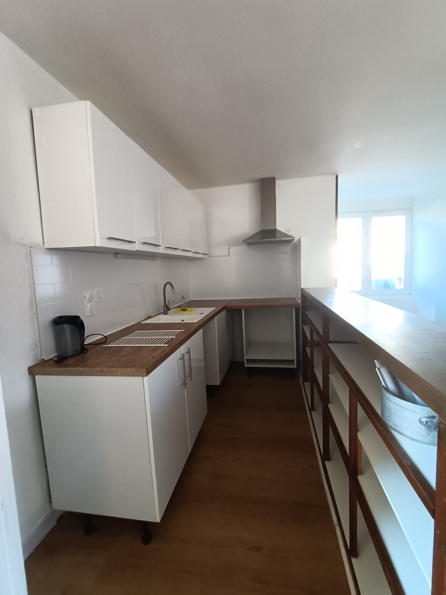
                                                Location
                                                 Appartement 5 Pièces Sarlat Centre