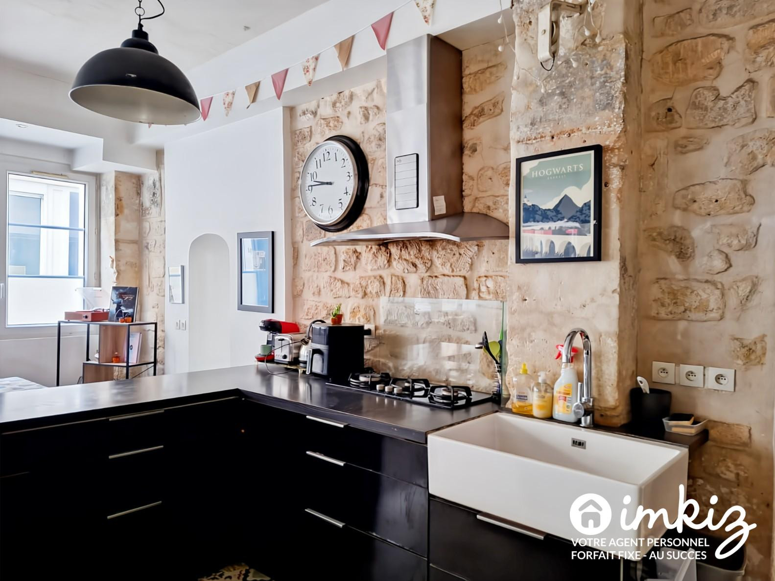 
                                                Vente
                                                 Appartement 5 pièces style loft dans passage privé