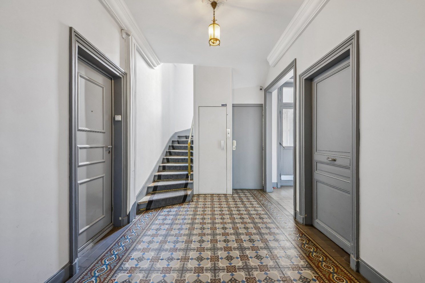 
                                                Vente
                                                 Appartement 52.7 m² - Paris 7ème