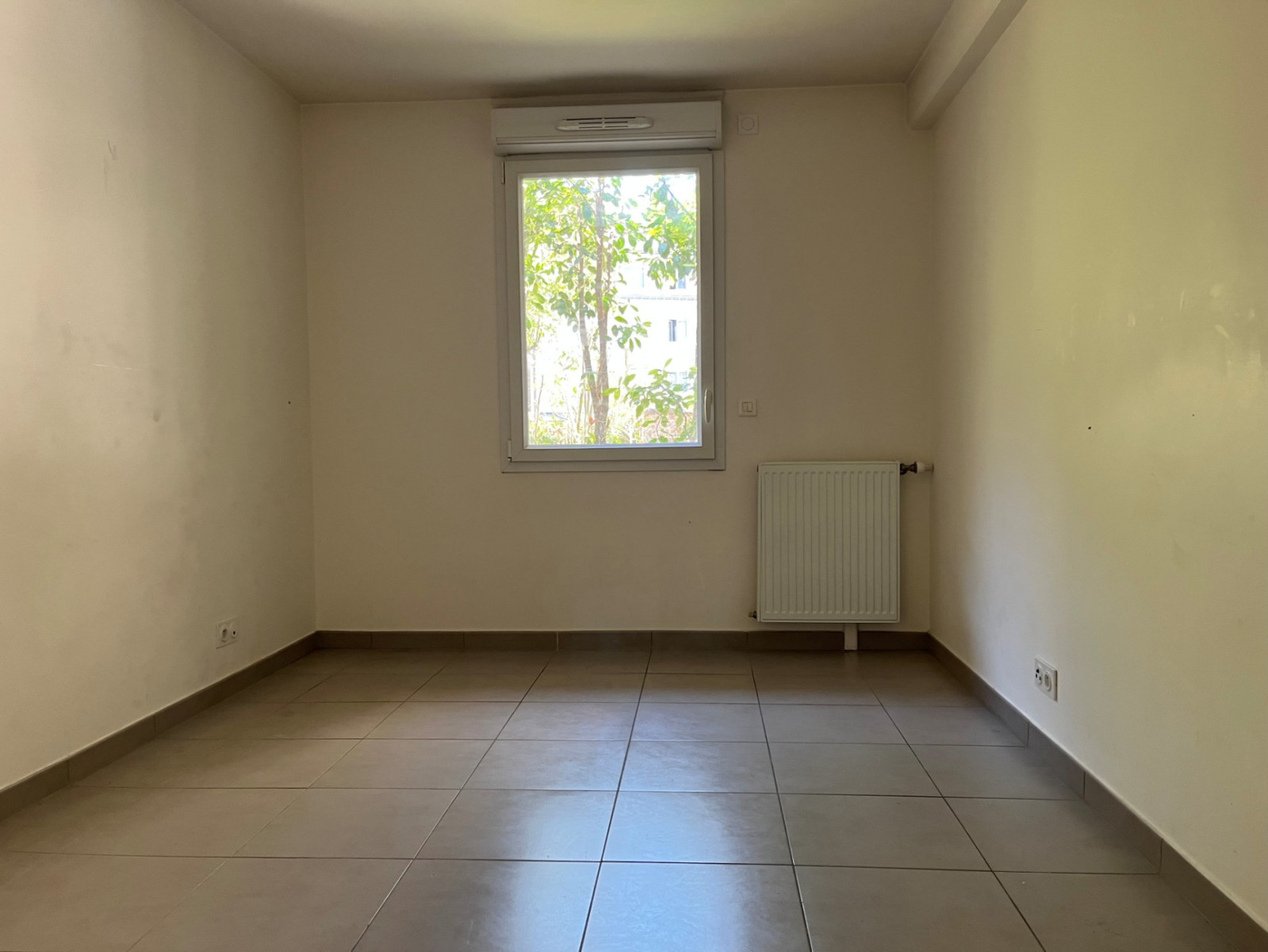 
                                                Vente
                                                 Appartement 57 m² - Boissy-Saint-Léger