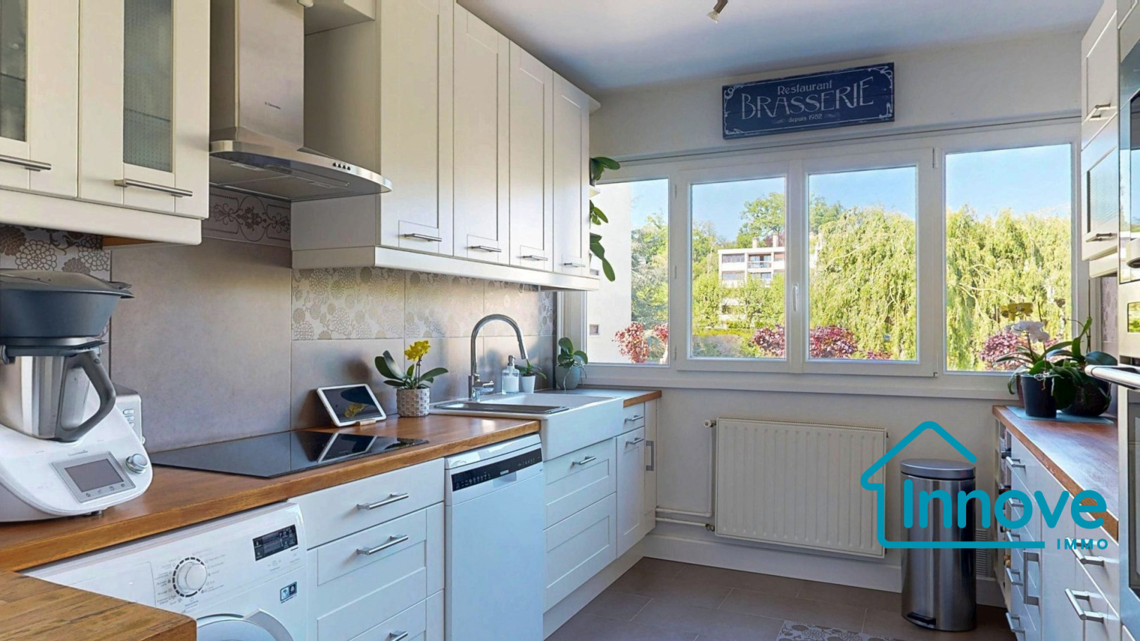 
                                                Vente
                                                 APPARTEMENT 5P - 97 m² - NOISY LE ROI
