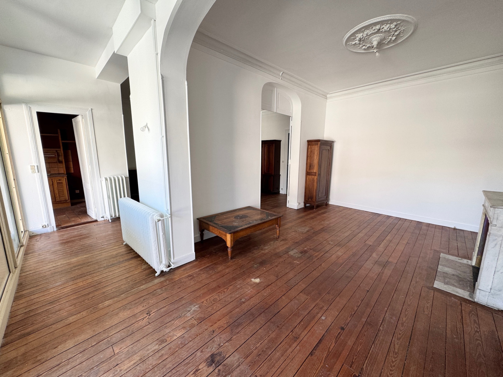 
                                                Vente
                                                 Appartement 6 pièces - 136m2 - Palais Gallien