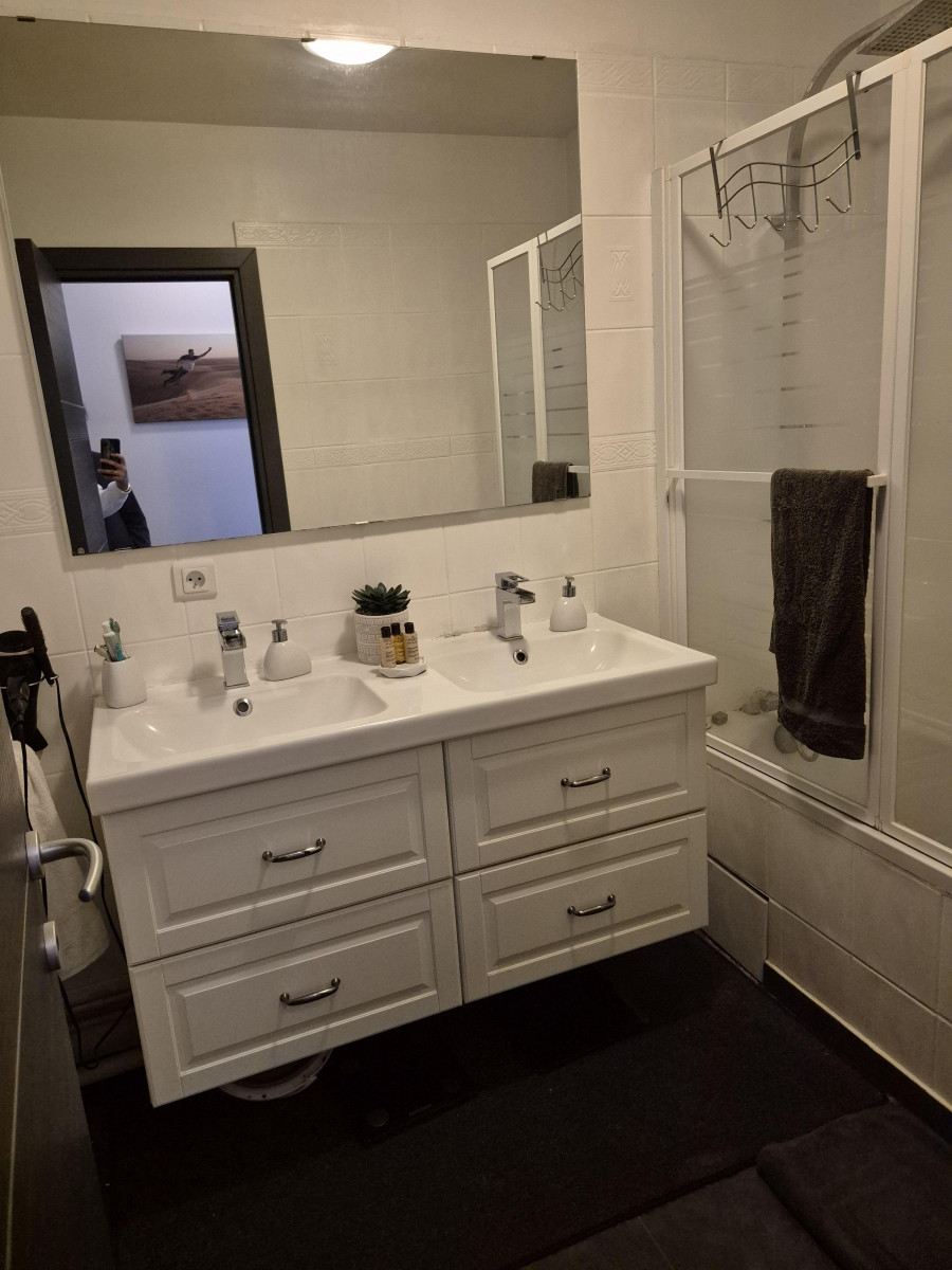 
                                                Vente
                                                 Appartement 6 pièces