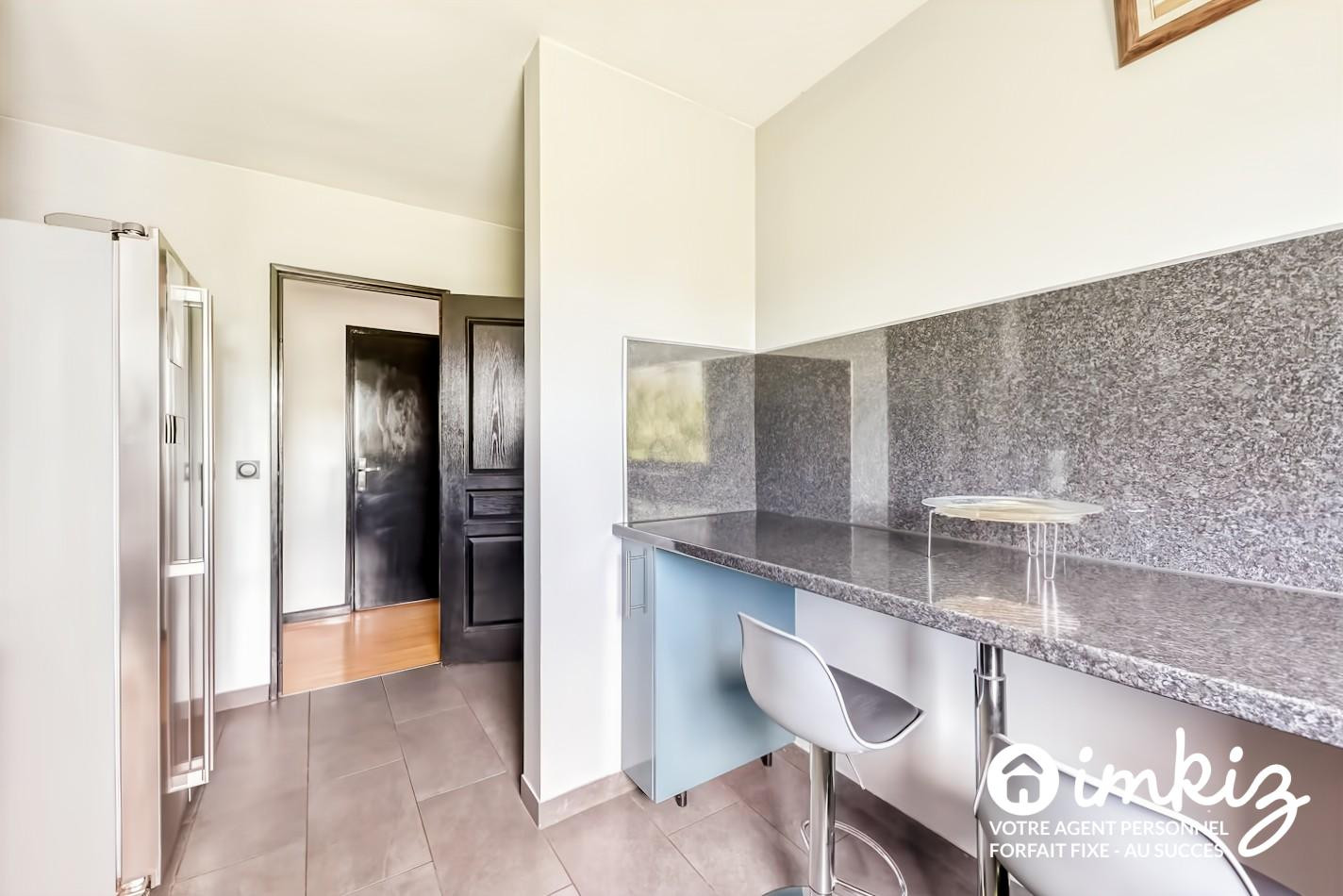 
                                                Vente
                                                 Appartement 6 pièces, ascenseur