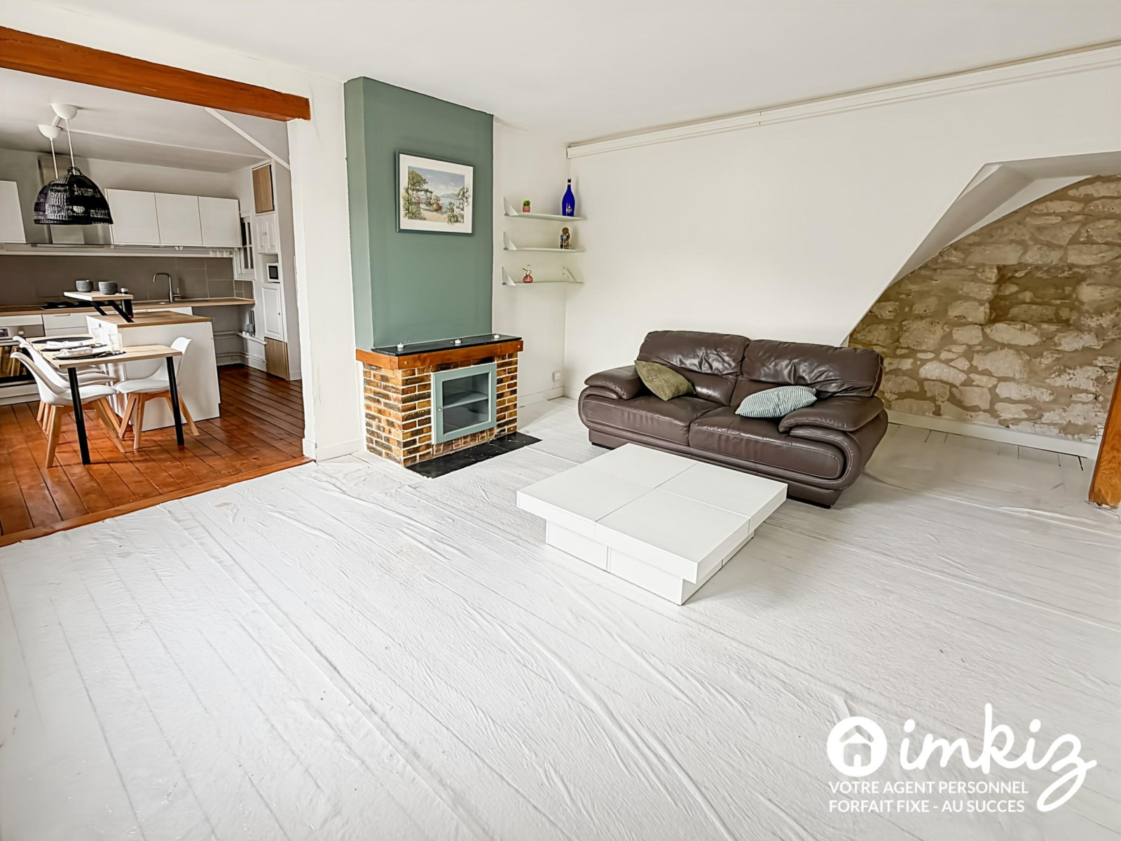 
                                                Vente
                                                 Appartement 6 pièces avec cachet