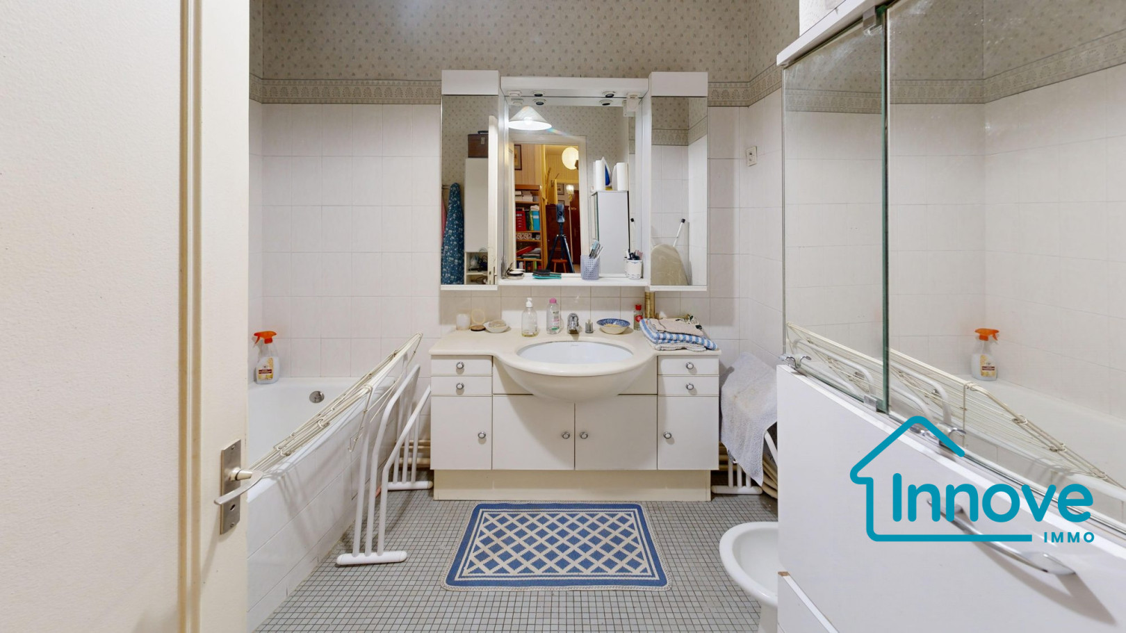 
                                                Vente
                                                 Appartement 6 pièces - Versailles Clagny-Glatigny