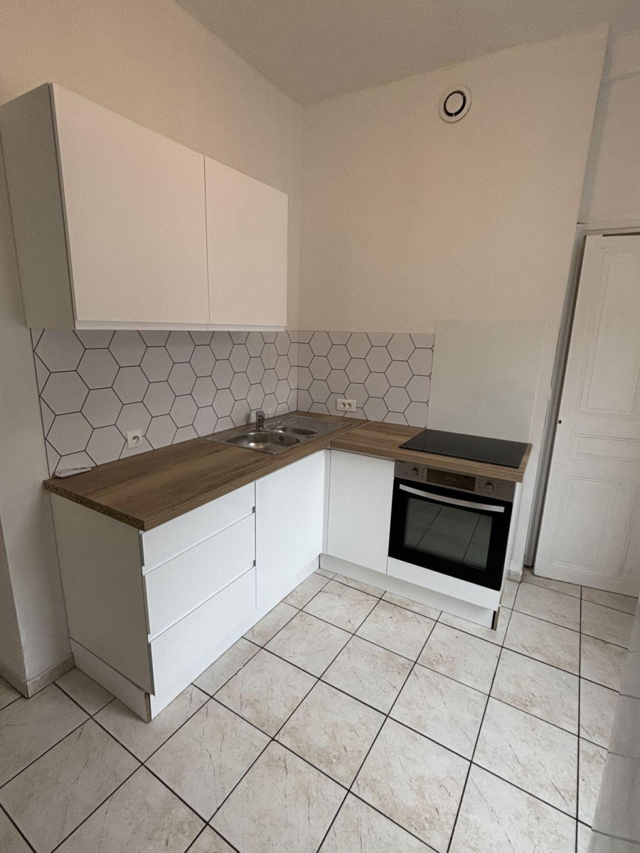 
                                                Location
                                                 Appartement 60m2