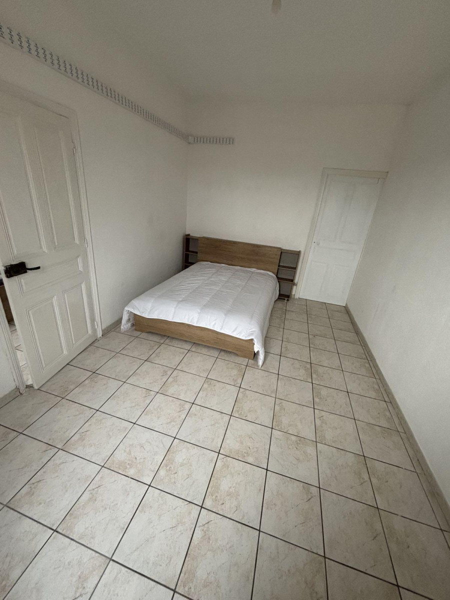 
                                                Location
                                                 Appartement 60m2