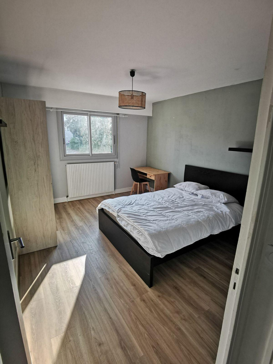 
                                                Location
                                                 Appartement 61m2 libre début Août
