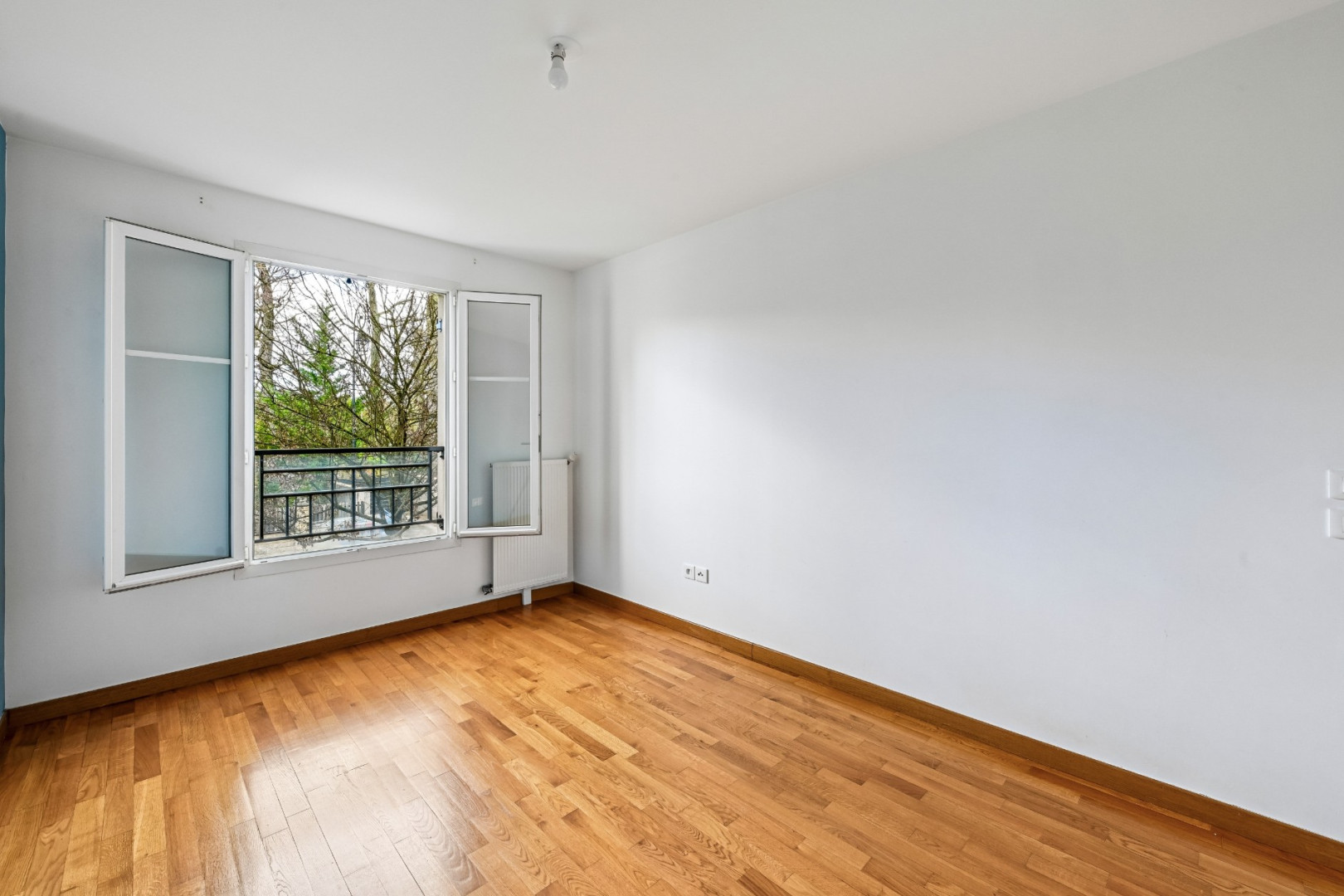 
                                                Vente
                                                 Appartement 62 m² - Le Plessis-Trévise