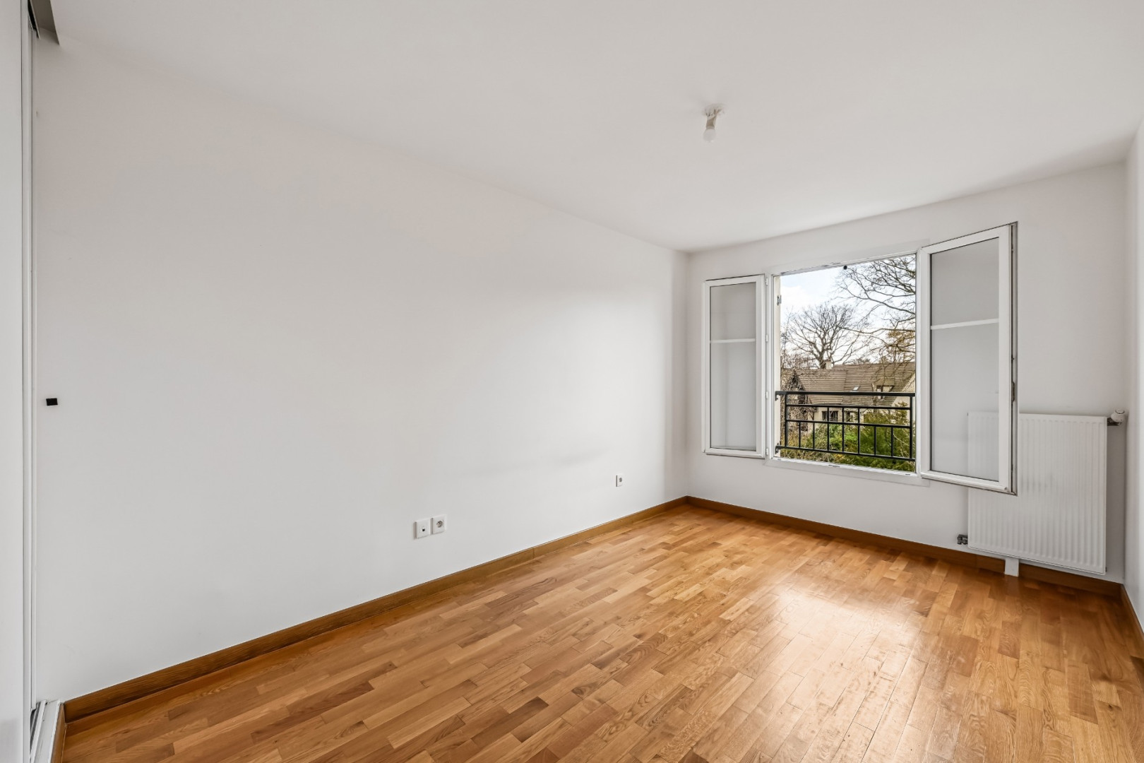 
                                                Vente
                                                 Appartement 62 m² - Le Plessis-Trévise