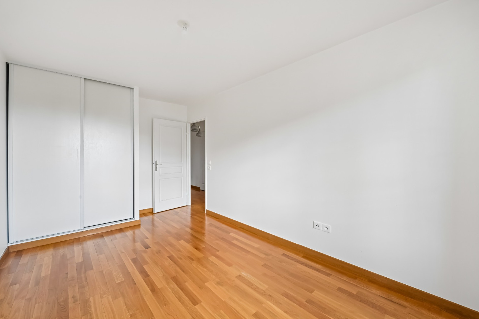 
                                                Vente
                                                 Appartement 62 m² - Le Plessis-Trévise