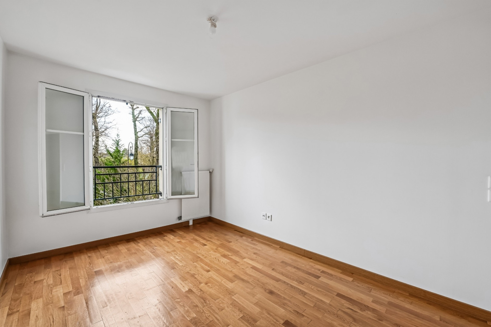 
                                                Vente
                                                 Appartement 62 m² - Le Plessis-Trévise