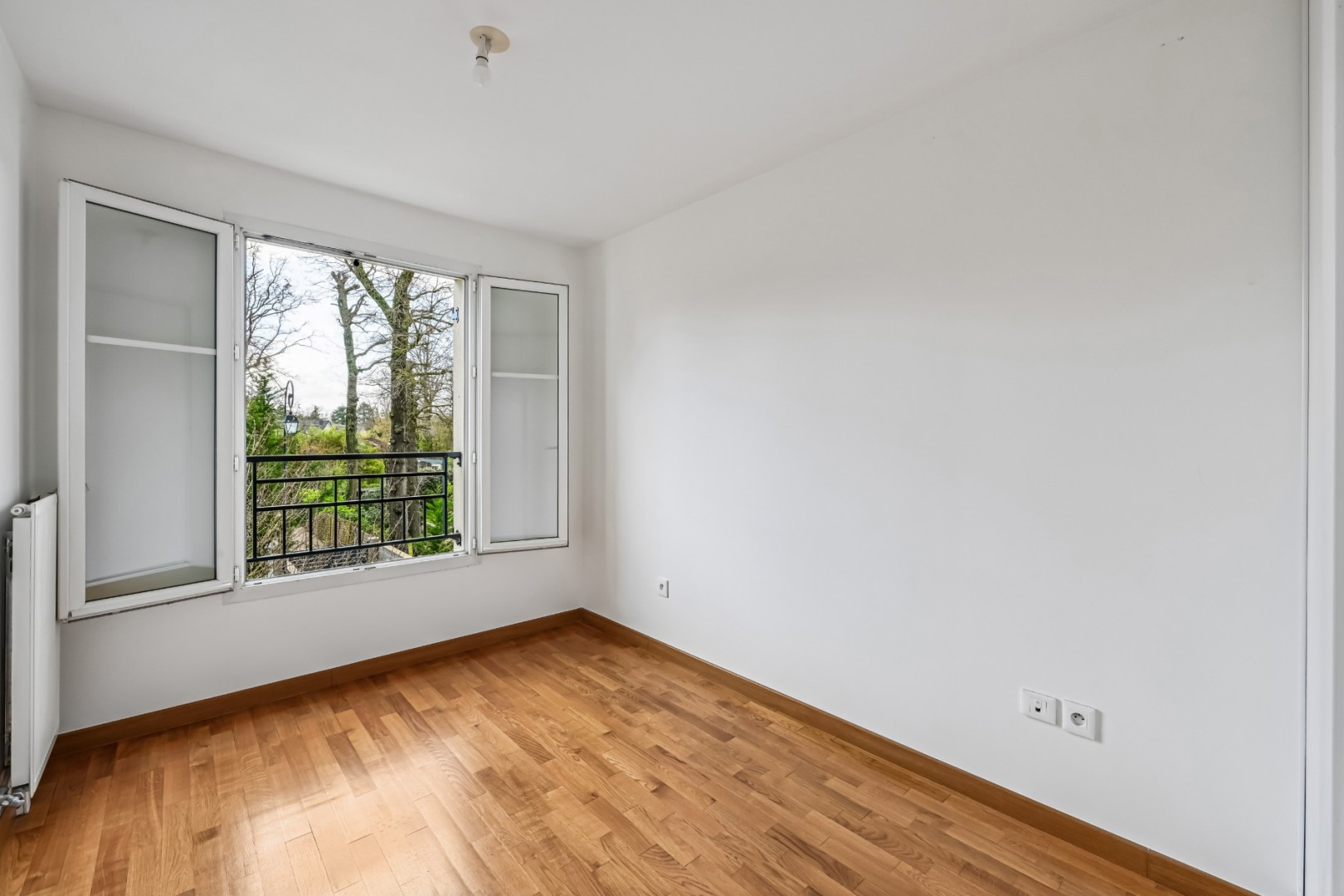 
                                                Vente
                                                 Appartement 62 m² - Le Plessis-Trévise